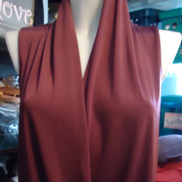 Plunge Sleeveless Bodysuit Large - Picture 3 of 7